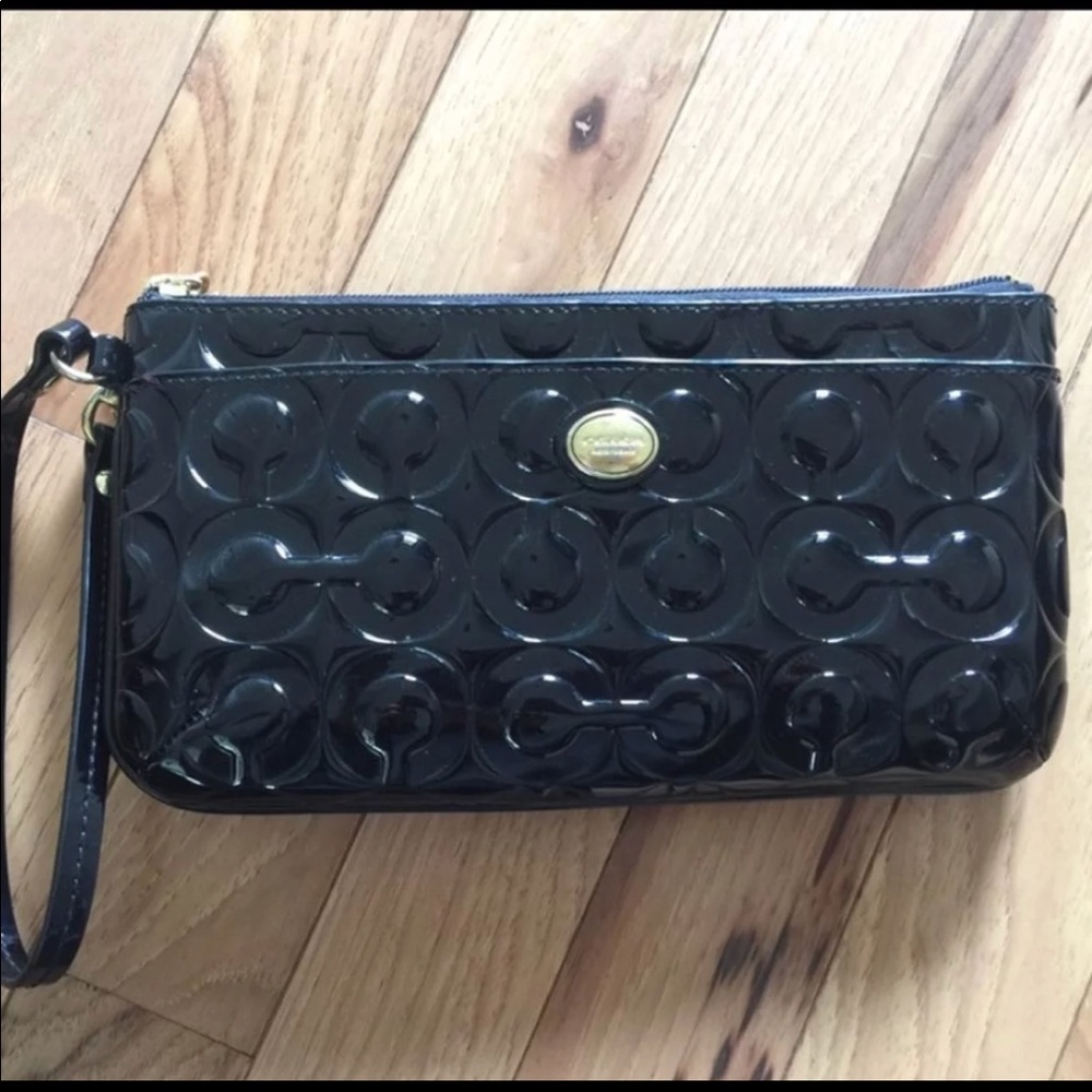 Coach Patent Leather Wristlet / Clutch